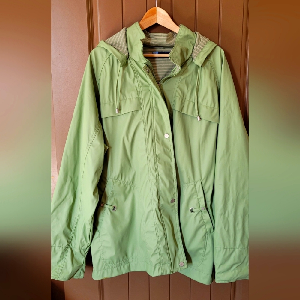 Size 3X Water proof and wind proof jacket.